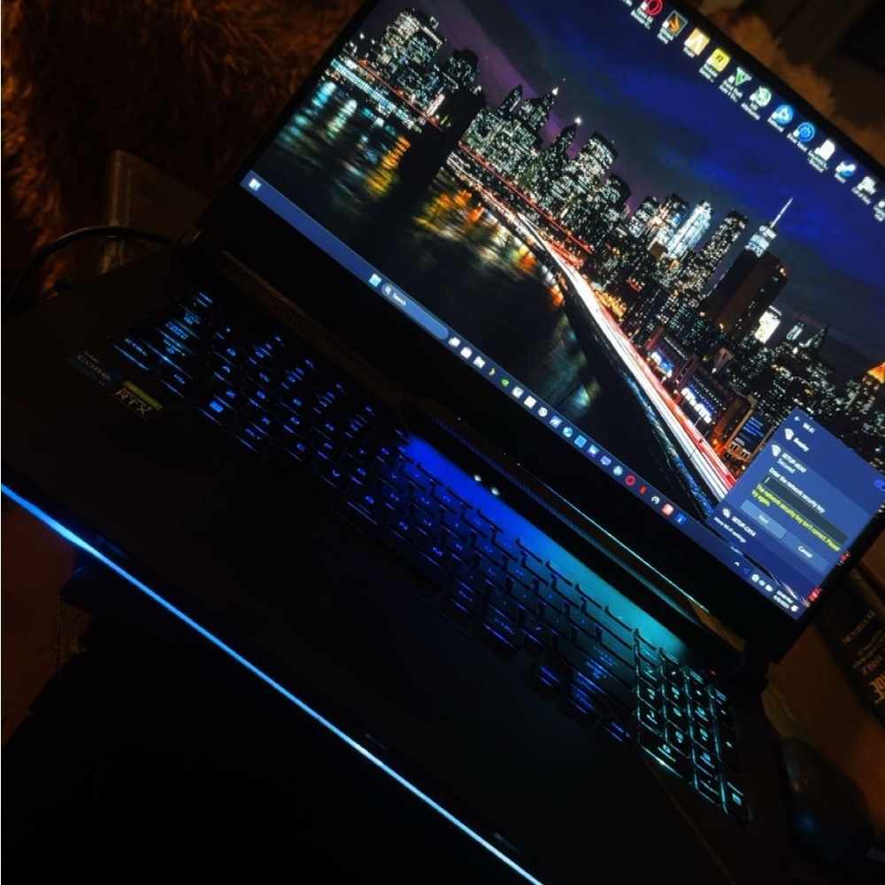 Asus ROG Strix Scar 17" 2022 (SEND OFFERS)